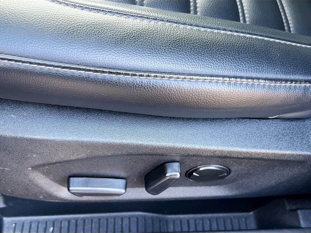 Used 2024 Ford Edge SEL image 19