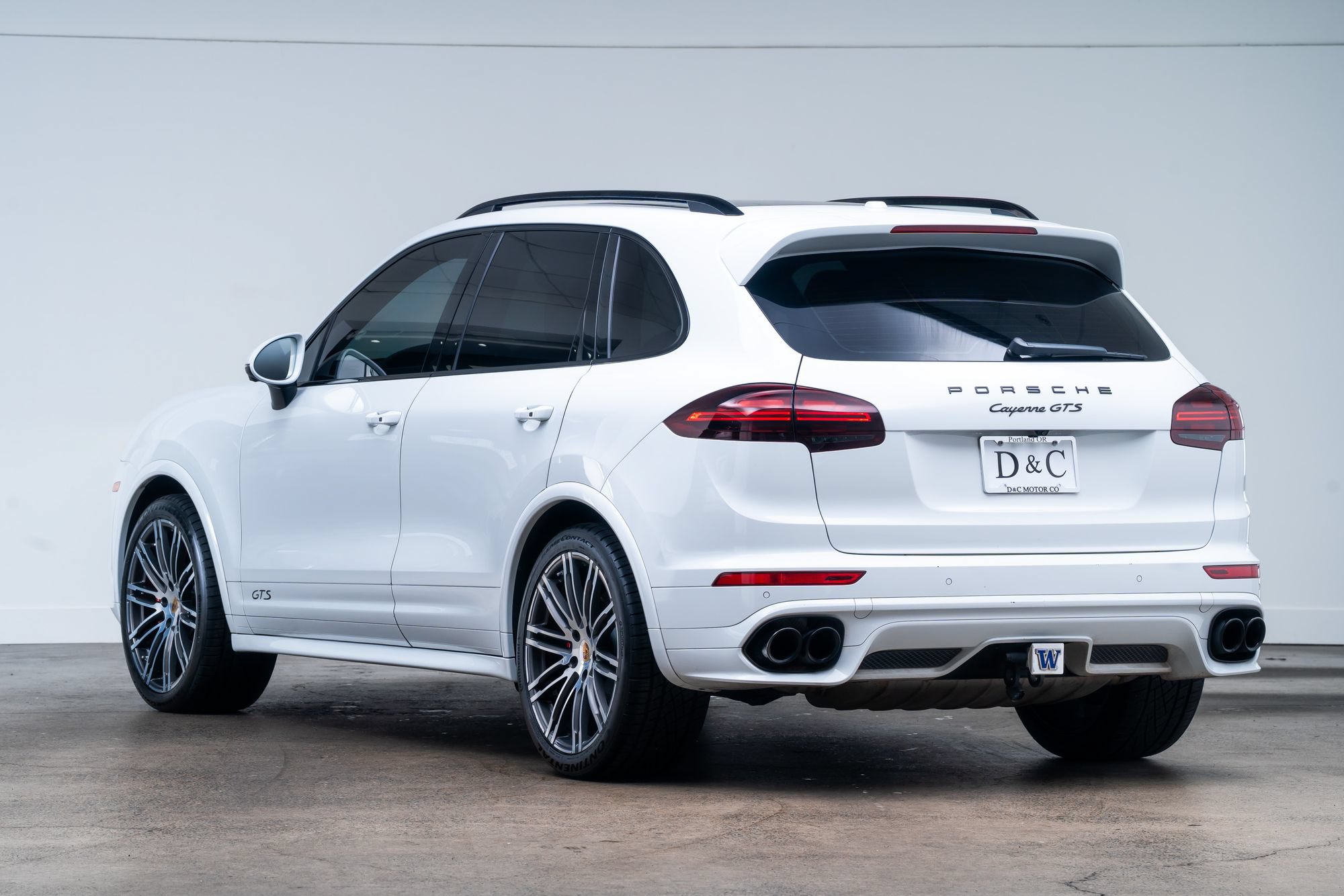 Used 2018 Porsche Cayenne GTS AWD/4WD image 4