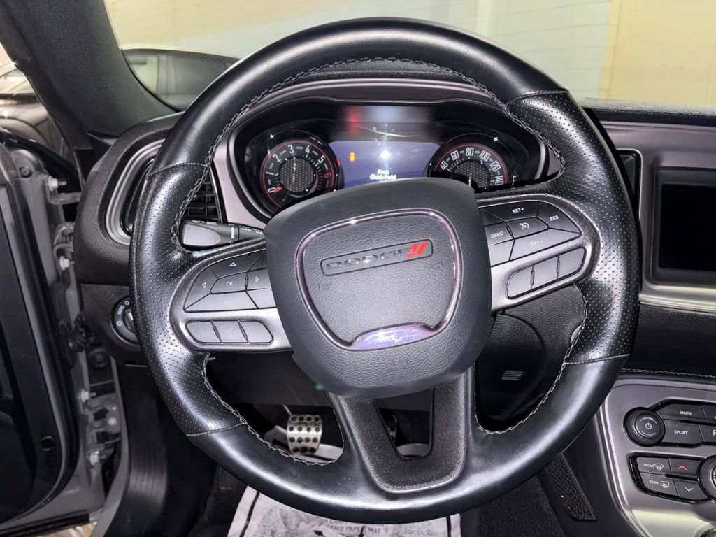 Used 2023 Dodge Challenger R/T w/ Blacktop Package image 24