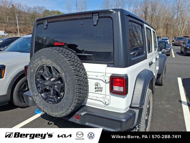 Used 2023 Jeep Wrangler Unlimited w/ Cold Weather Group image 6