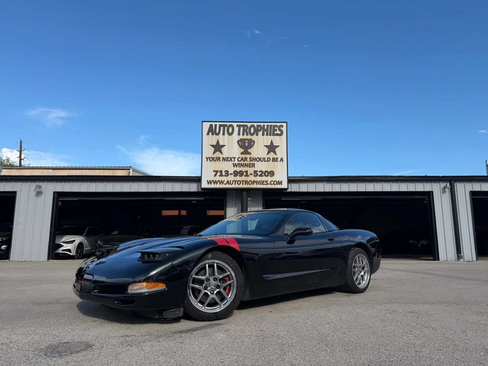 Used 1999 Chevrolet Corvette Coupe w/ Memory Pkg RWD image 32