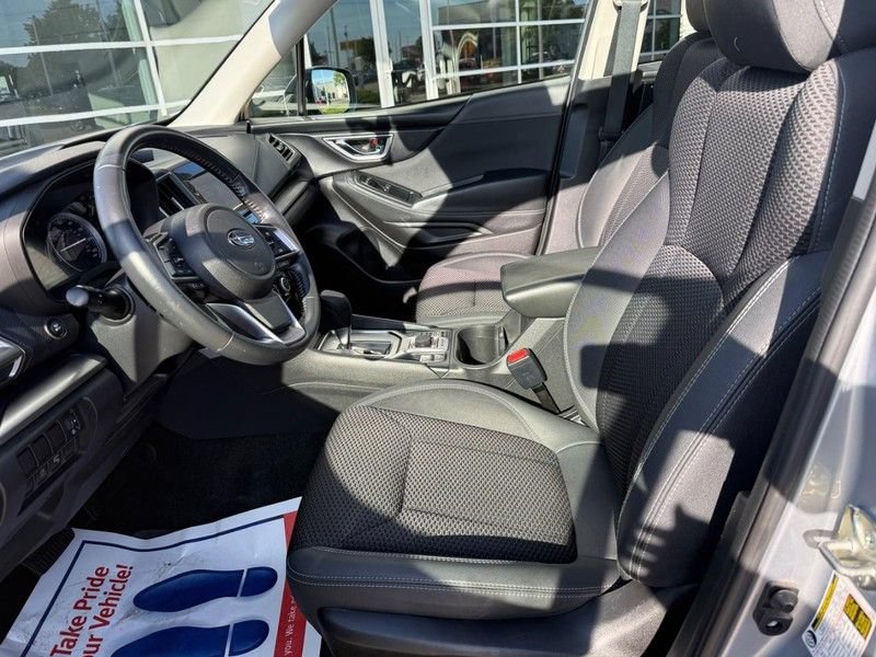 Used 2020 Subaru Forester Premium w/ Popular Package #1 AWD/4WD image 16