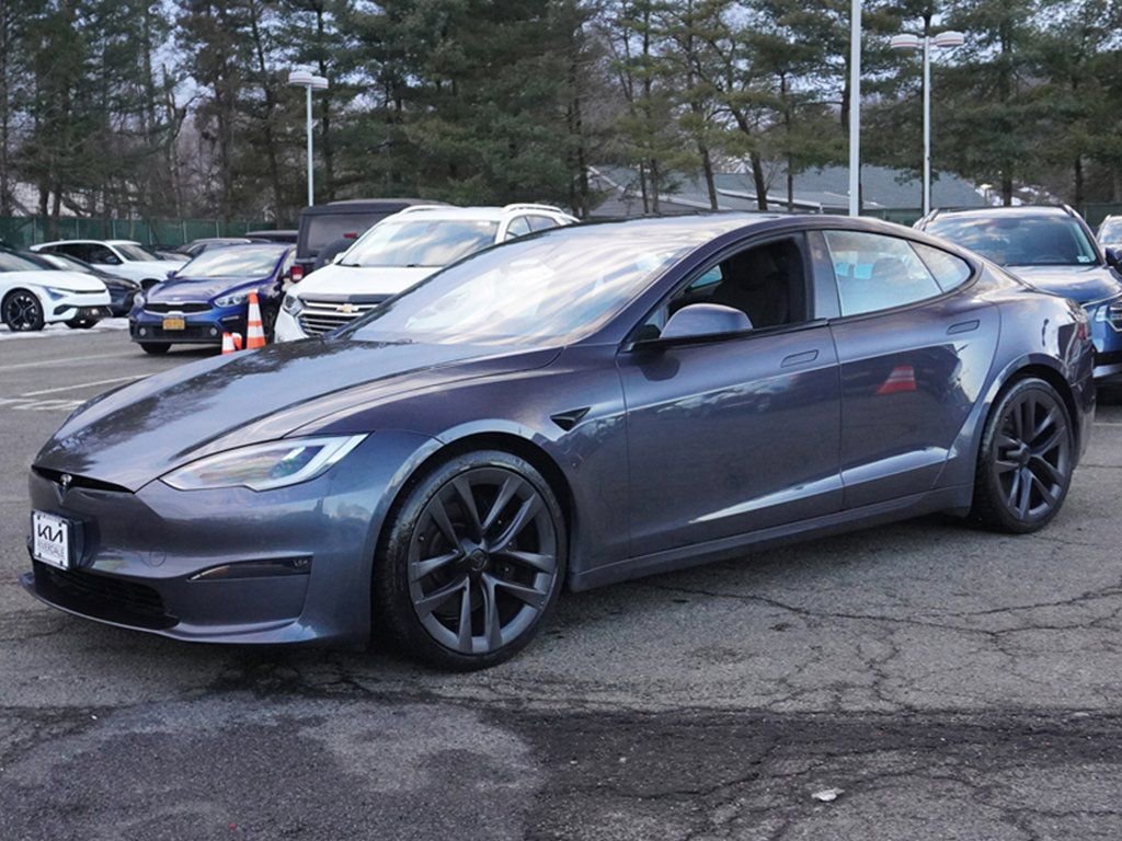 Used 2021 Tesla Model S Plaid image 10