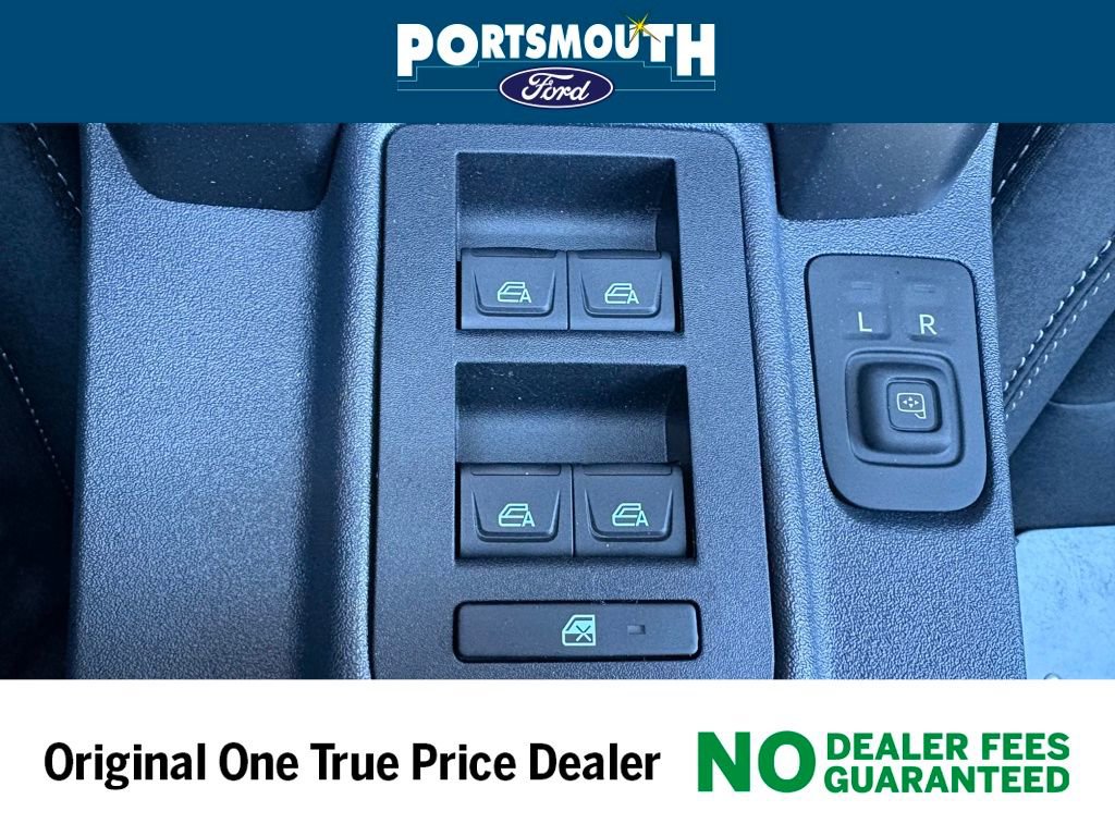 New 2025 Ford Bronco Badlands image 24