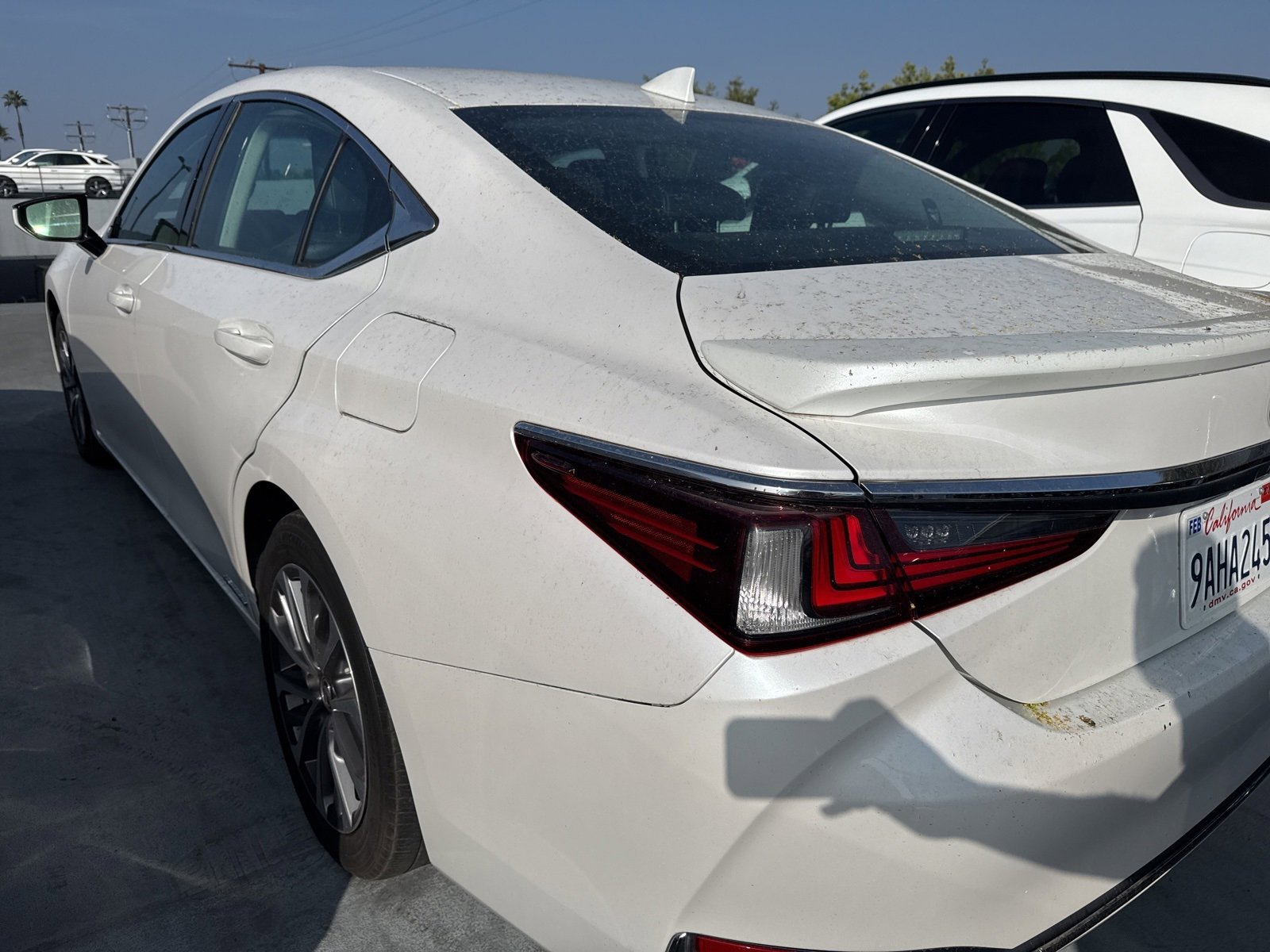 Used 2022 Lexus ES 300h image 6