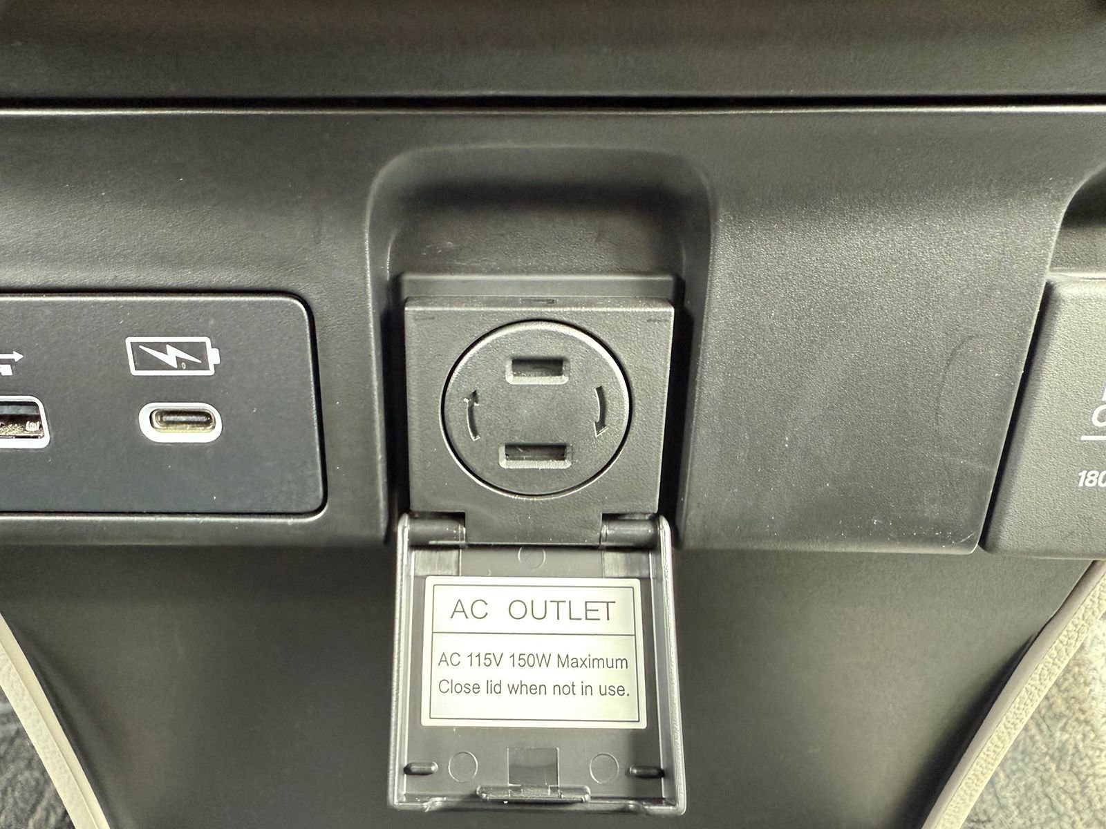 Used 2025 Honda Odyssey Elite image 29