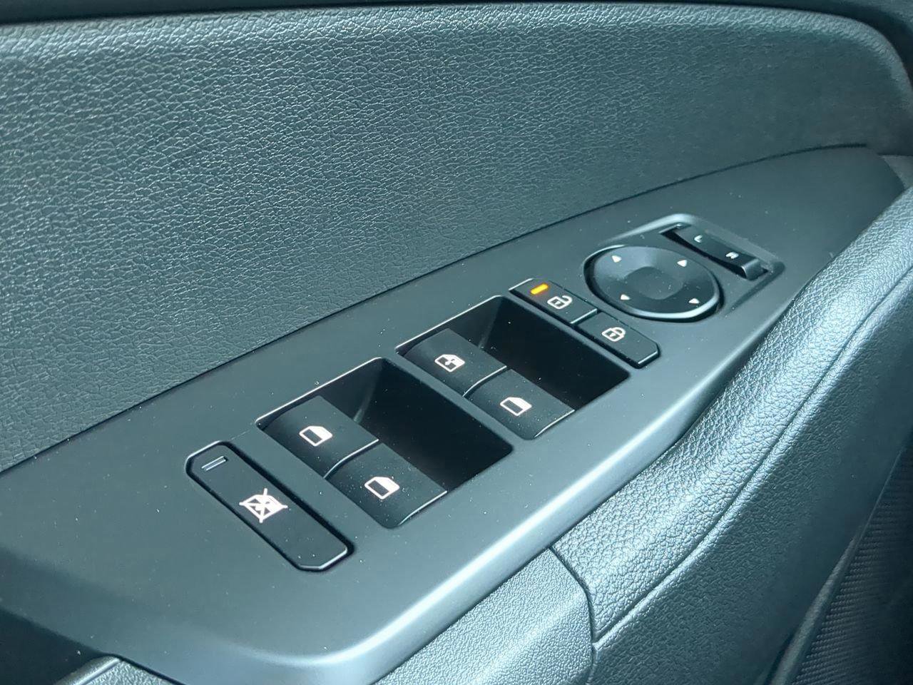 New 2026 Kia Sportage LX image 21