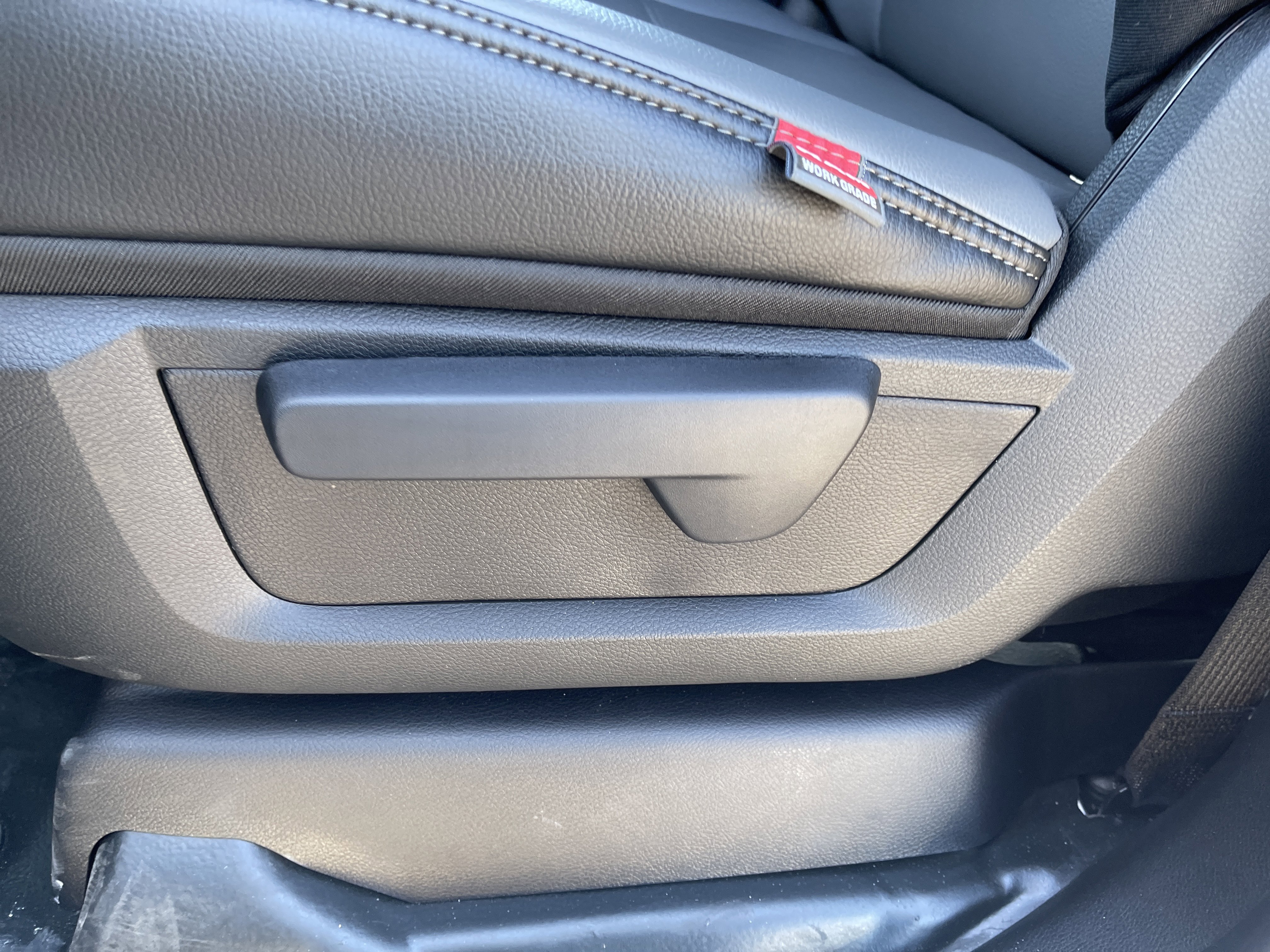 New 2026 RAM 3500 Tradesman w/ Chrome Appearance Group image 36