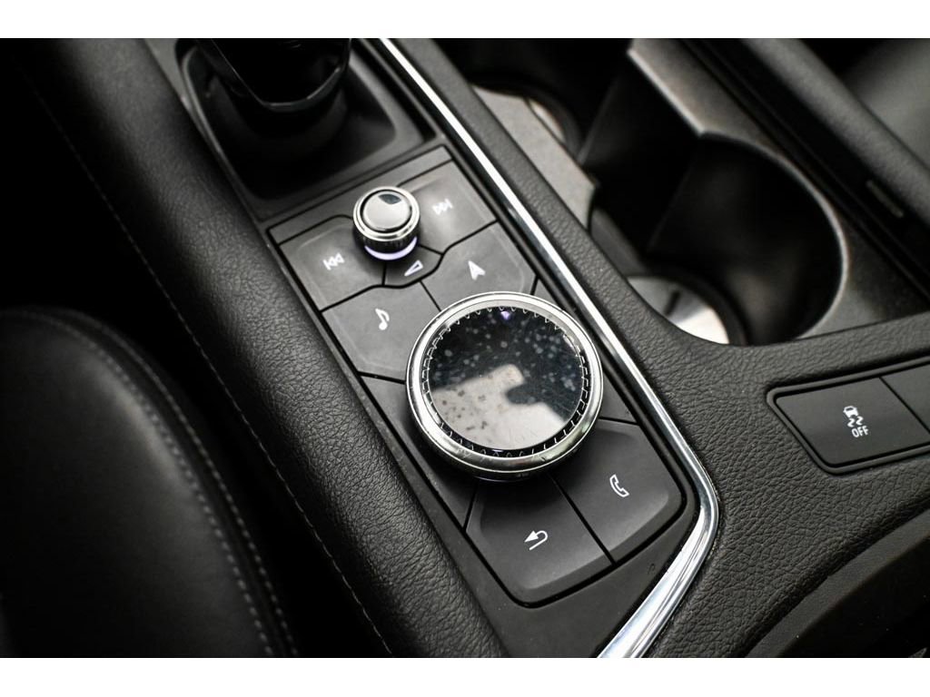 Certified 2022 Cadillac XT5 Premium Luxury image 43