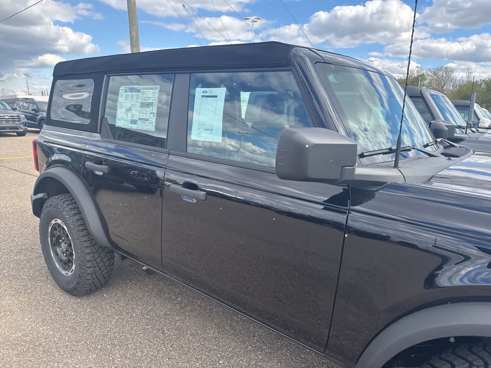 New 2026 Ford Bronco 4-Door AWD/4WD image 10