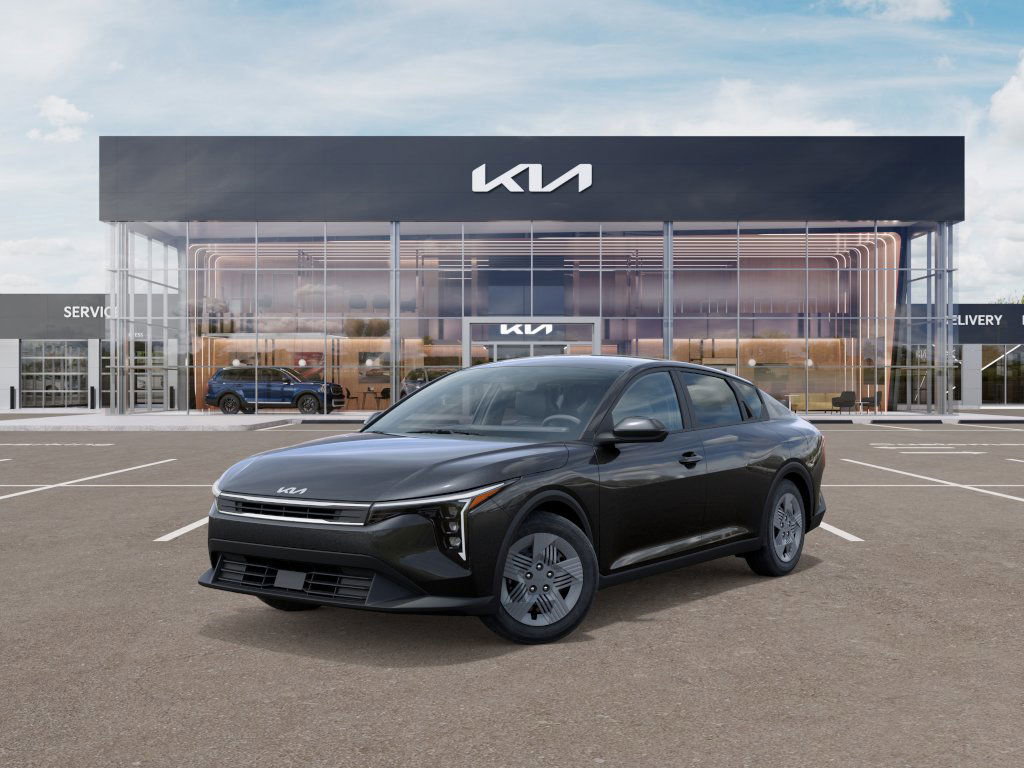 New 2025 Kia K4 LX