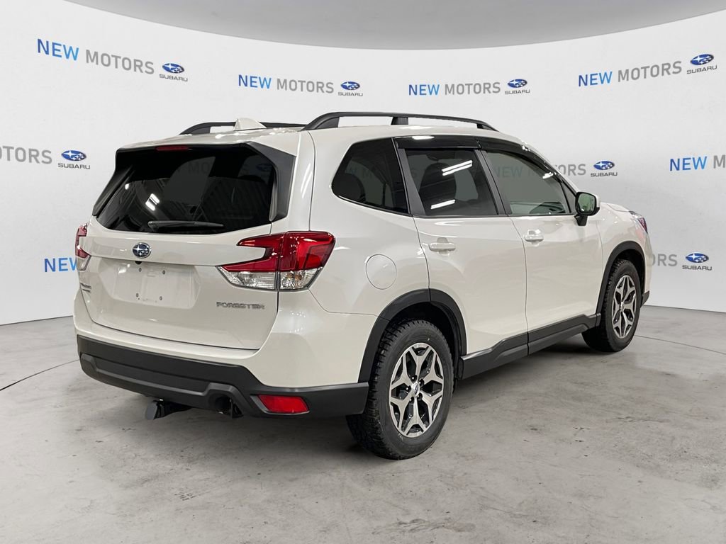 Used 2021 Subaru Forester Premium image 5