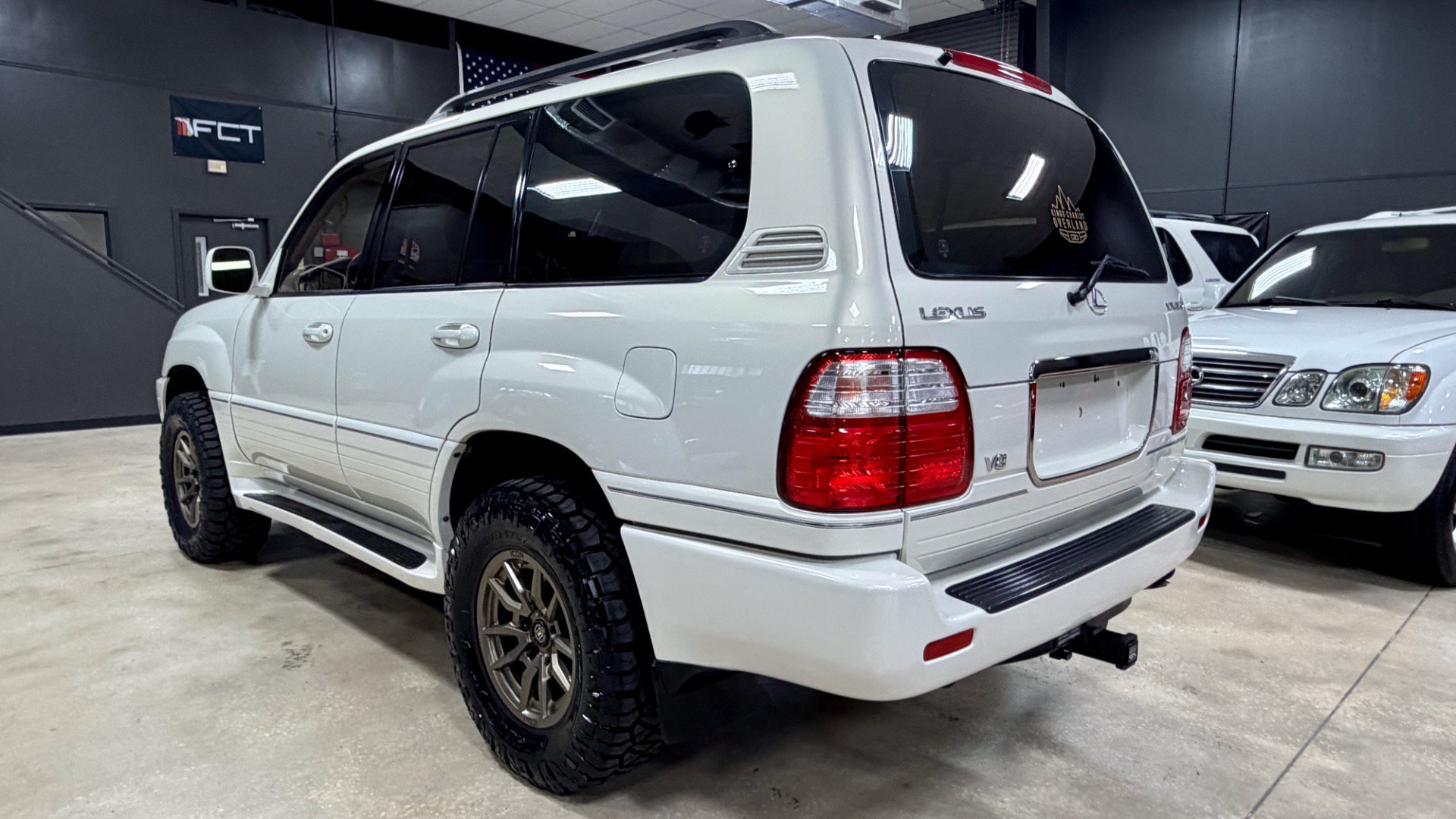 Used 2000 Lexus LX 470 4WD image 12