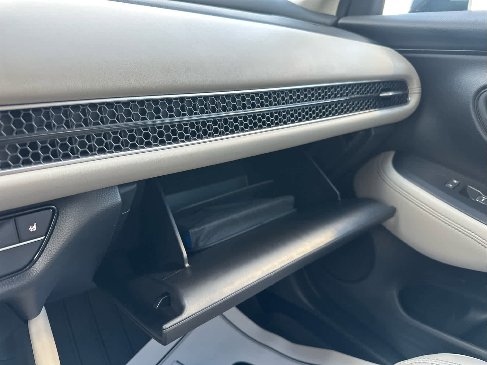 Certified 2026 Honda HR-V EX-L image 36