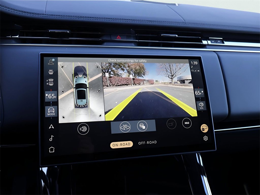 Used 2025 Land Rover Range Rover Sport SE image 25