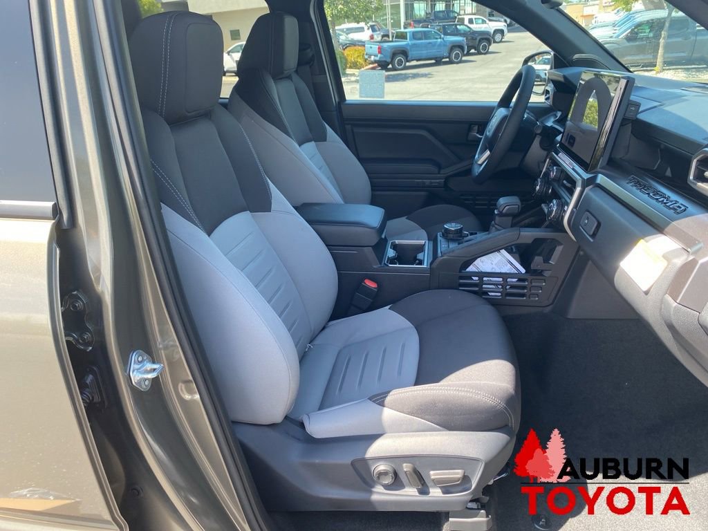 New 2026 Toyota Tacoma TRD Off-Road AWD/4WD image 12
