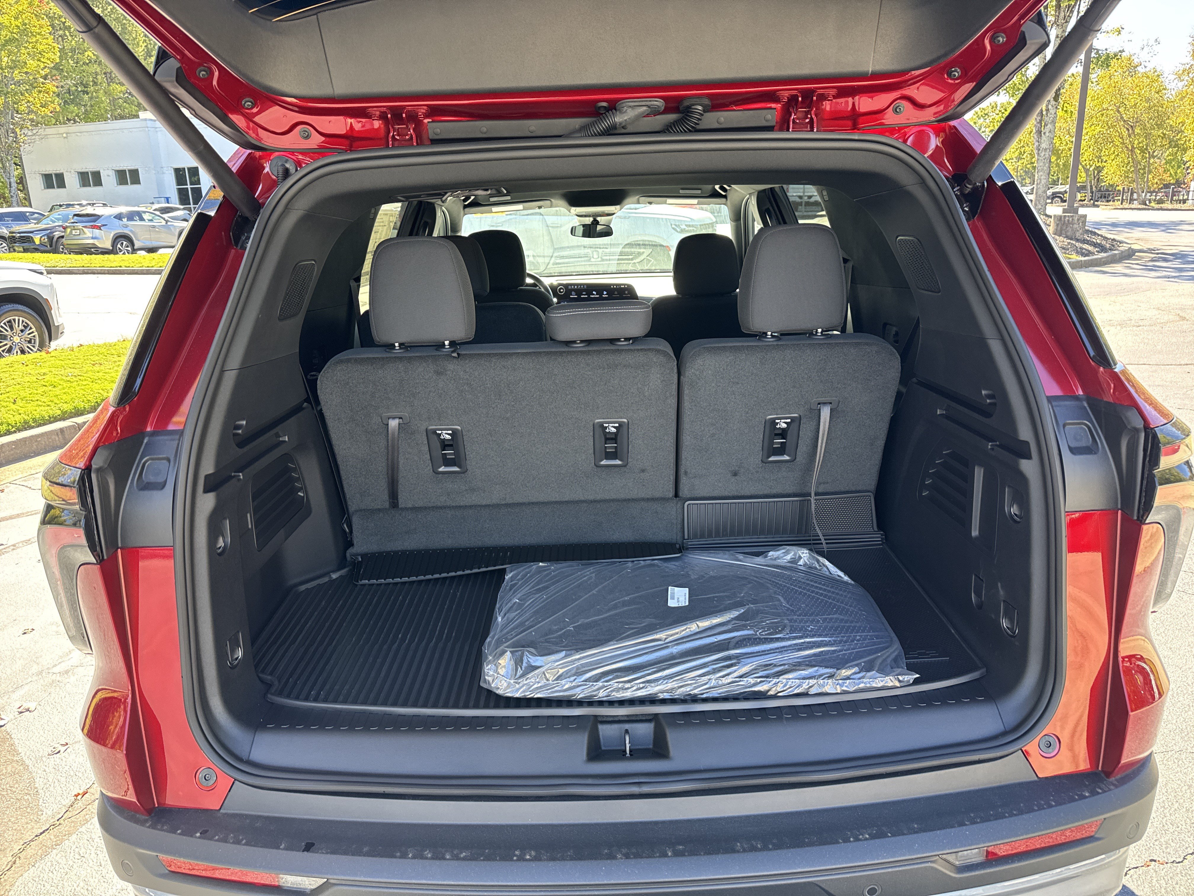 New 2026 Chevrolet Traverse LT FWD image 19