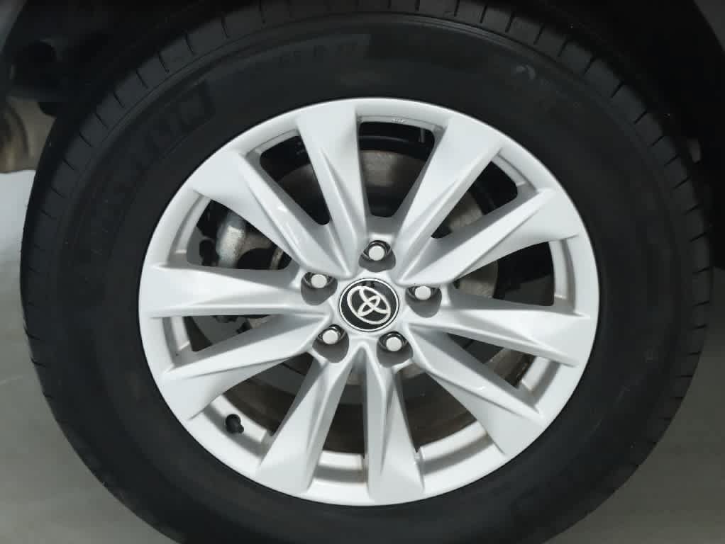 Certified 2024 Toyota Corolla Cross LE w/ Moonroof Package AWD/4WD image 12