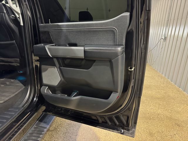 Used 2023 Ford F250 Lariat w/ Lariat Ultimate Package AWD/4WD image 25