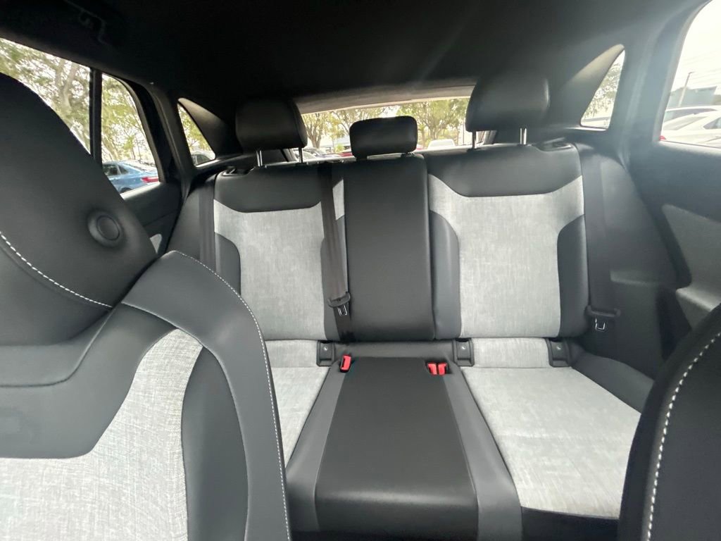 Used 2024 Volkswagen ID.4 2WD image 13