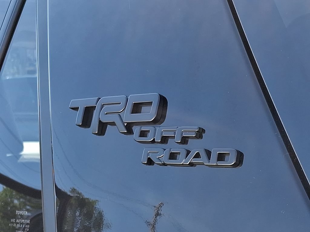 Used 2024 Toyota 4Runner TRD Off-Road Premium w/ TRD Black Wheel Package (TMS) AWD/4WD image 32