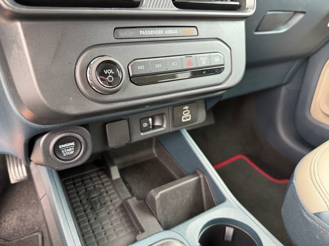 Used 2025 Ford Maverick Lariat w/ 4K Tow Package image 14