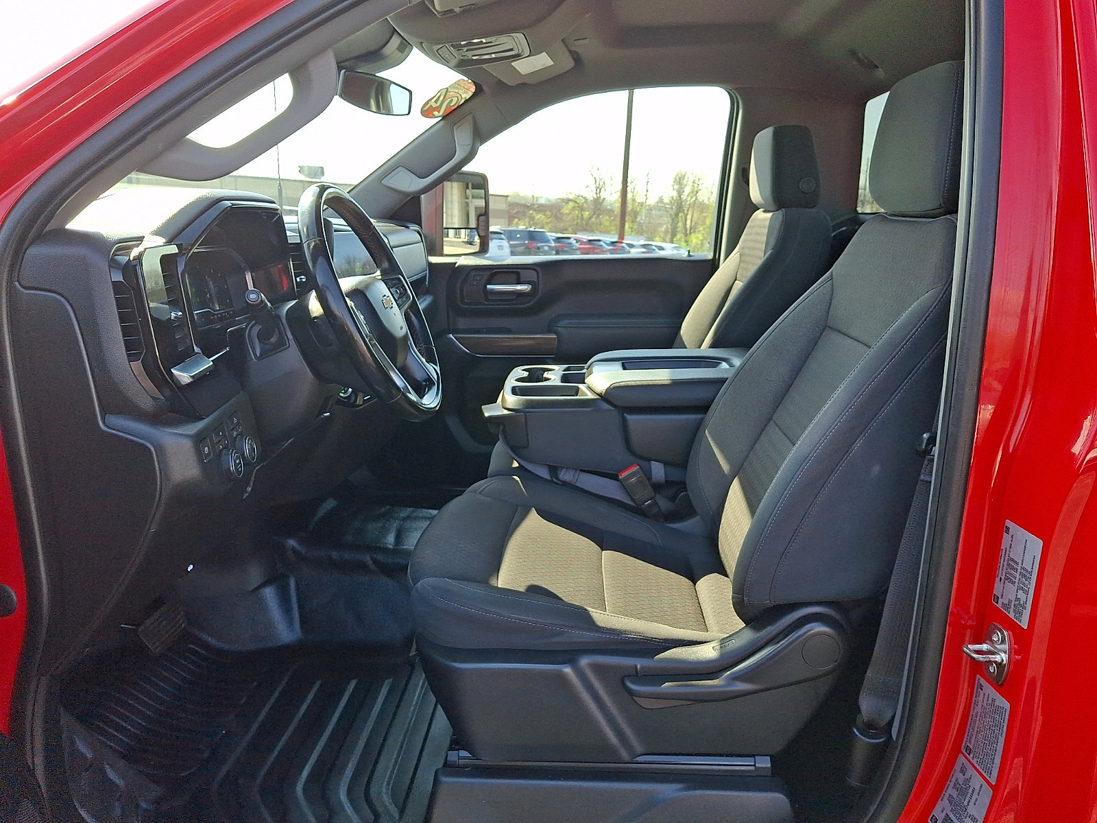 Used 2024 Chevrolet Silverado 2500 LT AWD/4WD image 14