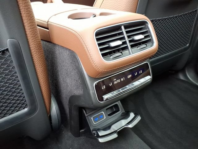 New 2026 Mercedes-Benz GLS 580 4MATIC image 19