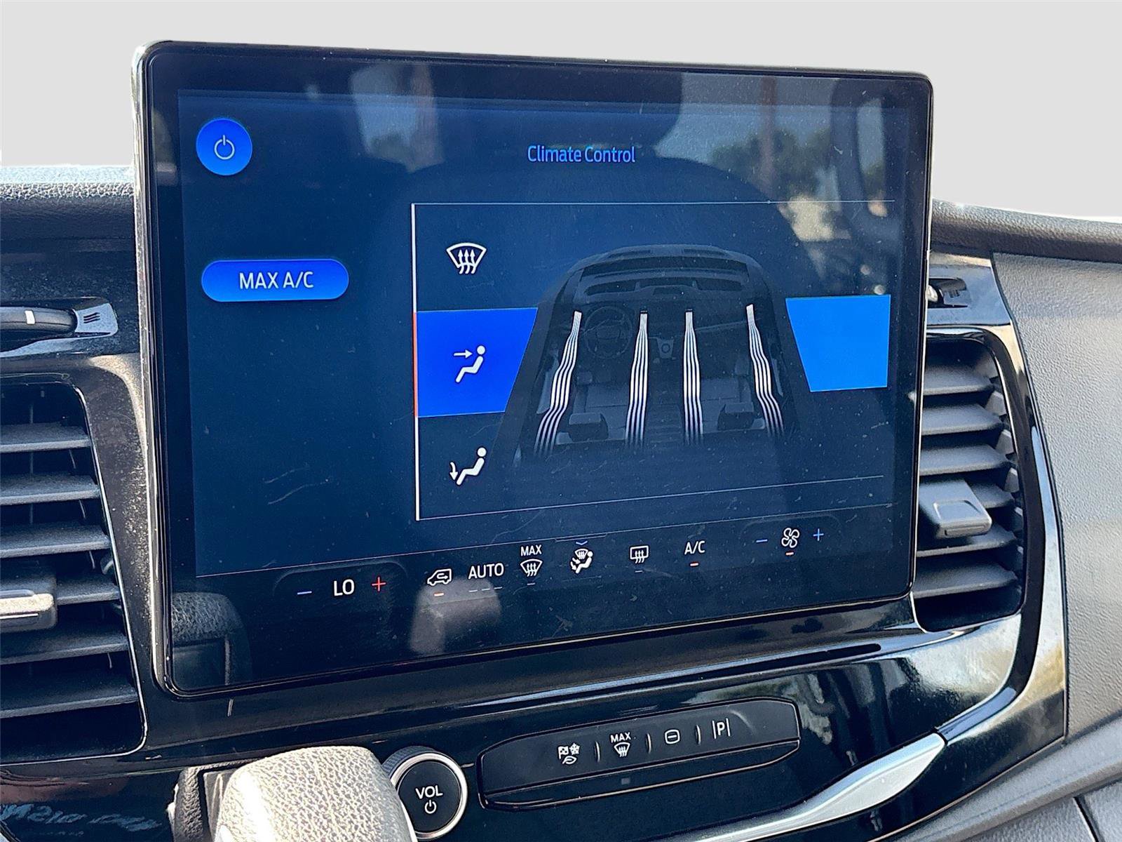 Used 2024 Ford Transit 350 XLT image 16