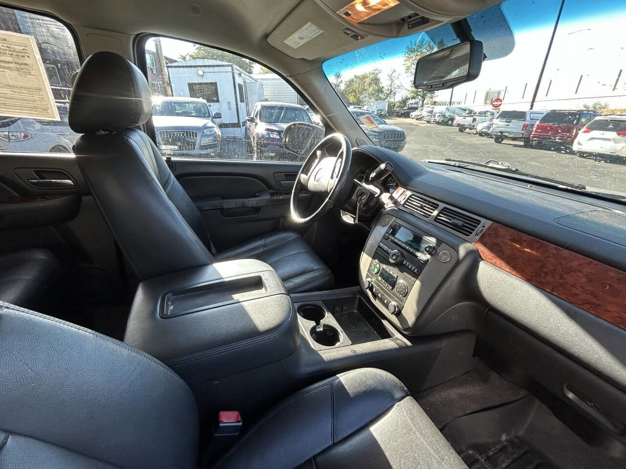 Used 2014 GMC Yukon XL SLT image 38