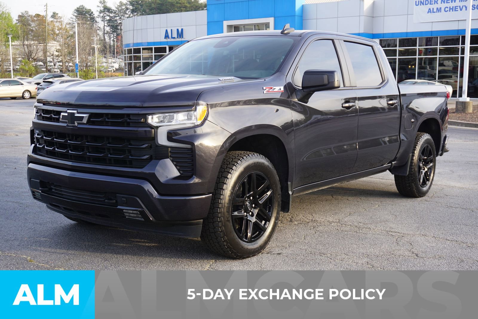 Used 2023 Chevrolet Silverado 1500 RST AWD/4WD image 5