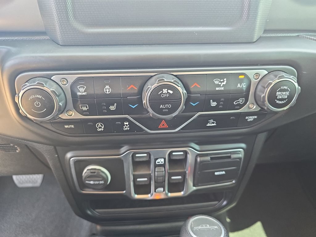 Used 2021 Jeep Gladiator Sport AWD/4WD image 25
