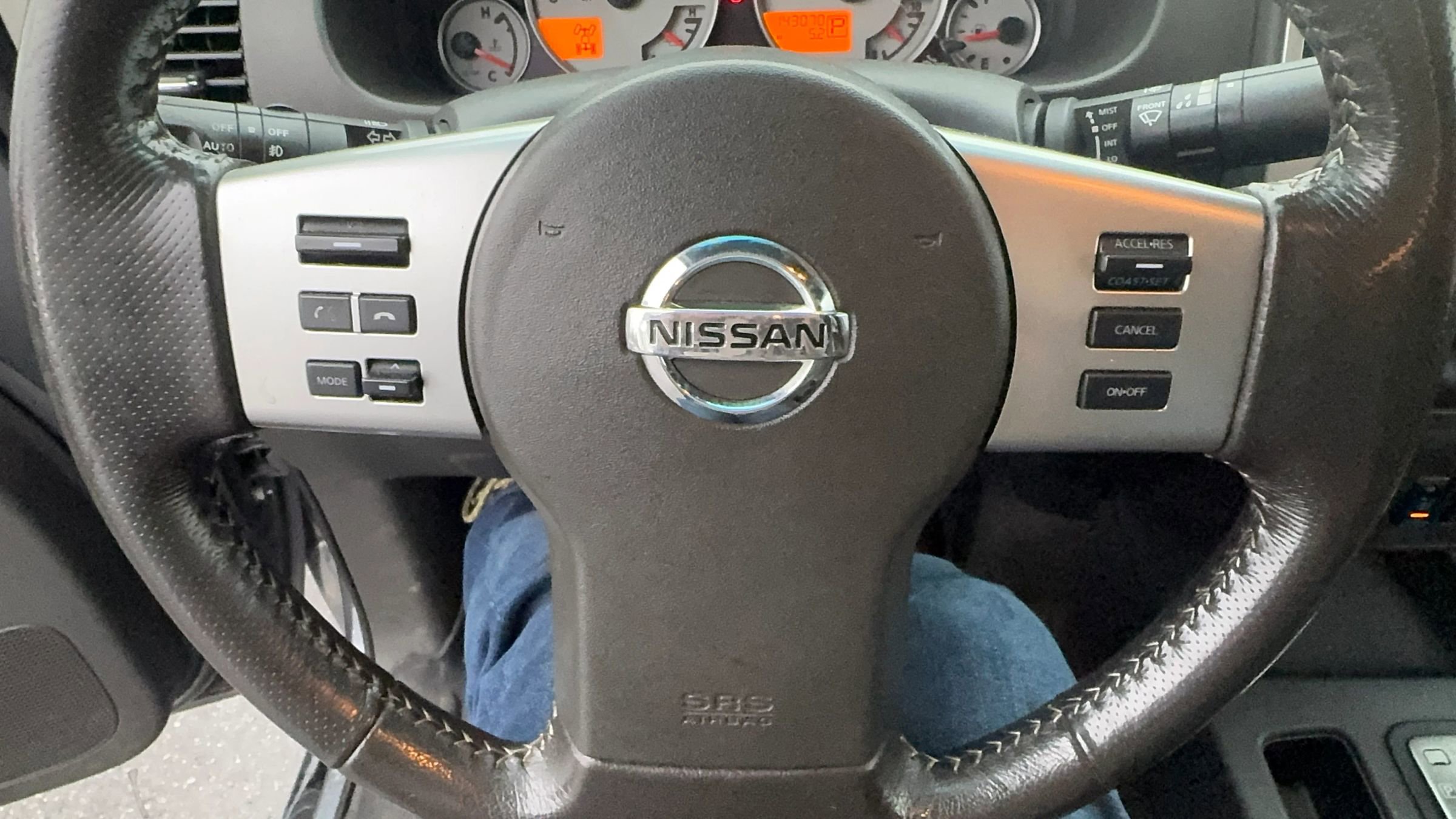 Used 2018 Nissan Frontier PRO-4X image 18