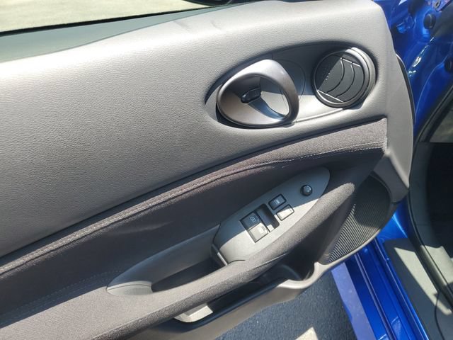 Certified 2025 Nissan Z Performance w/ Floor Mat Package RWD image 8