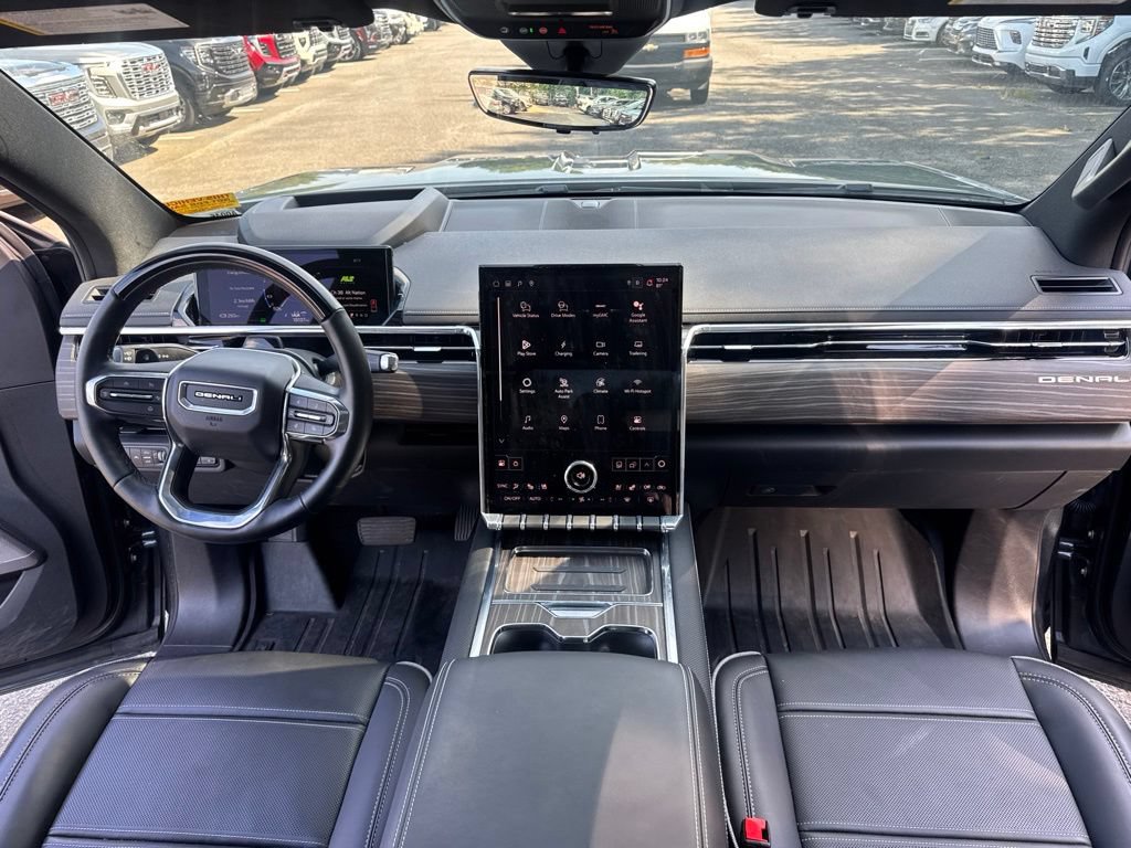 Certified 2026 GMC Sierra EV Denali AWD/4WD image 15
