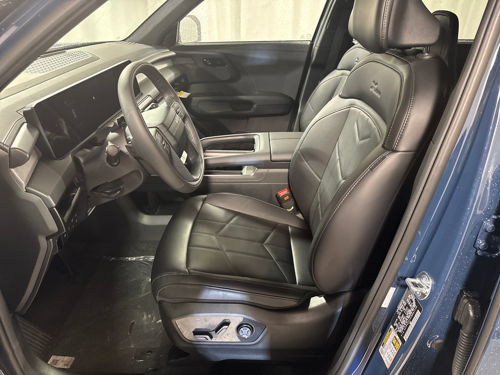 New 2027 Kia Telluride EX X-Line w/ Towing Package AWD/4WD image 3