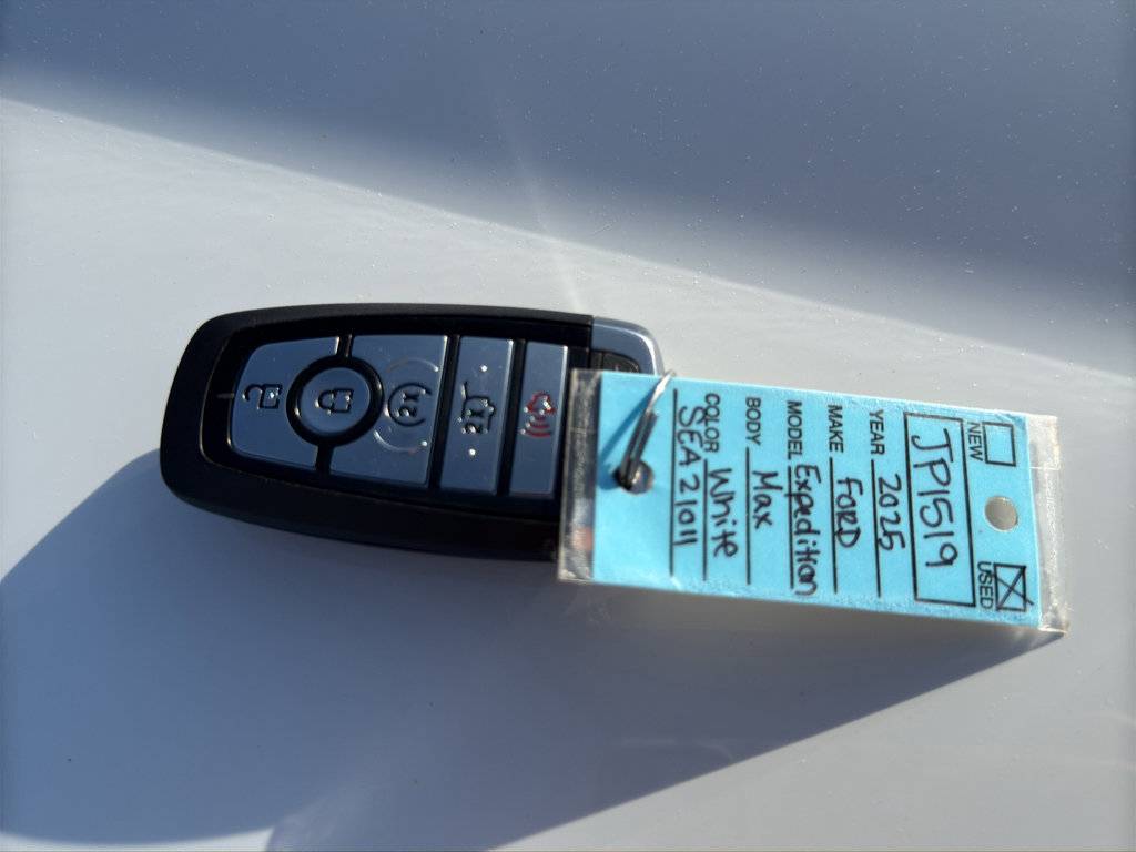 Used 2025 Ford Expedition Max King Ranch AWD/4WD image 12