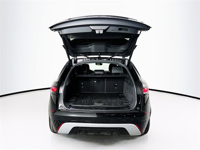 Certified 2023 Land Rover Range Rover Velar R-Dynamic S image 6