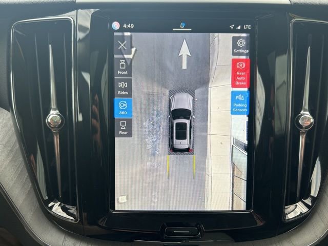 Certified 2025 Volvo XC60 B5 Plus w/ Climate Package image 24