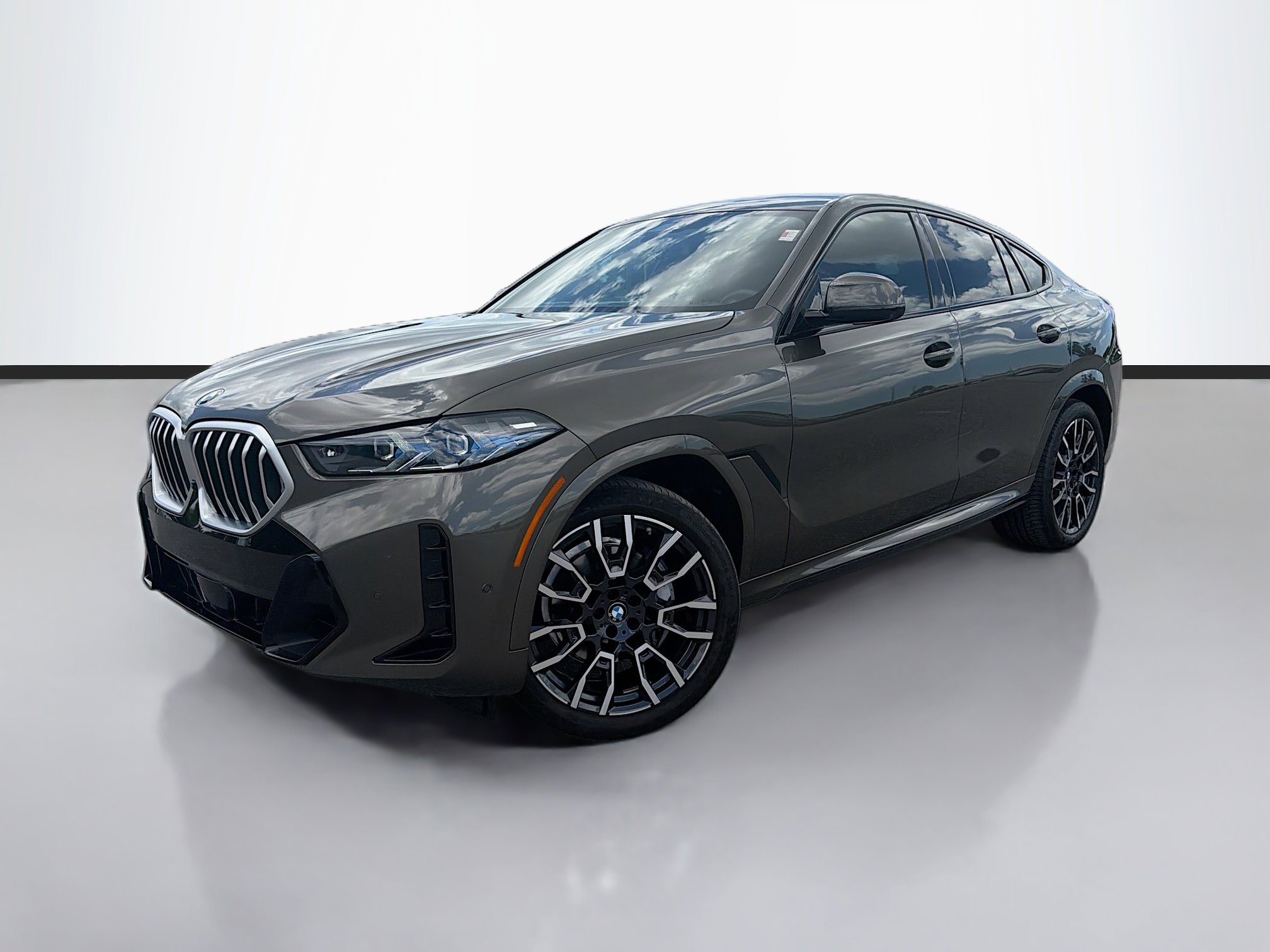 Used 2024 BMW X6 xDrive40i w/ Premium Package