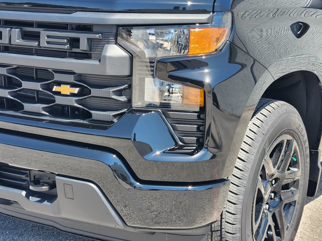 New 2026 Chevrolet Silverado 1500 Custom RWD image 6