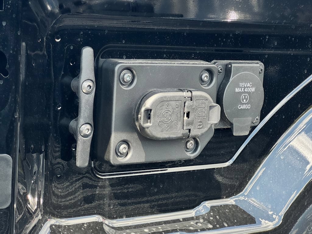 New 2026 RAM 3500 Tradesman AWD/4WD image 10