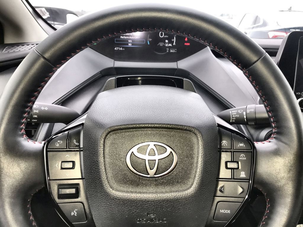 Used 2024 Toyota Prius Prime XSE Premium image 14