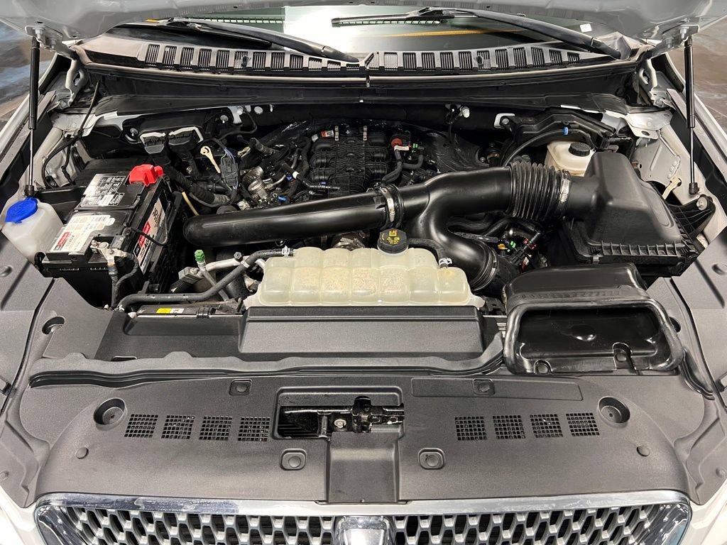 Used 2020 Lincoln Navigator L Reserve w/ Luxury Package image 19