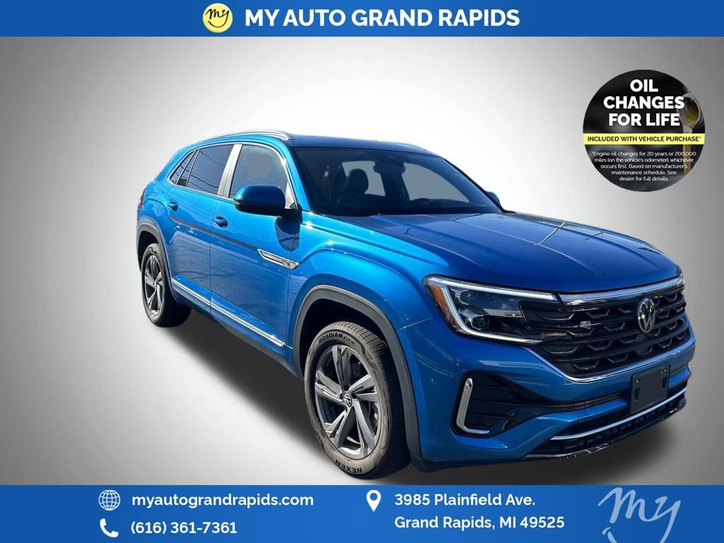 Used 2024 Volkswagen Atlas Cross Sport SEL R-Line