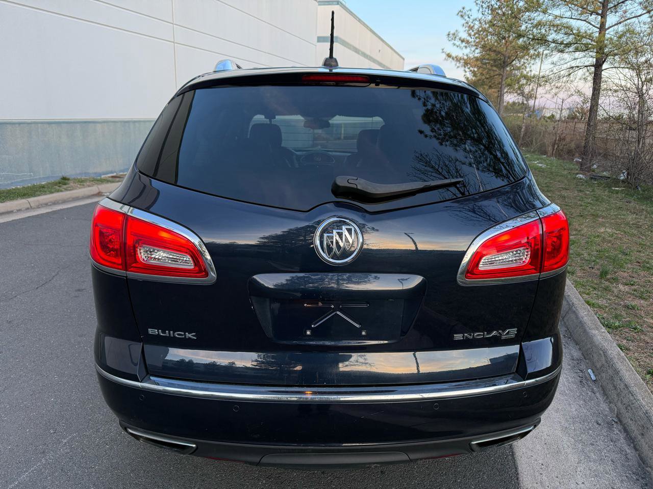 Used 2016 Buick Enclave Leather image 11