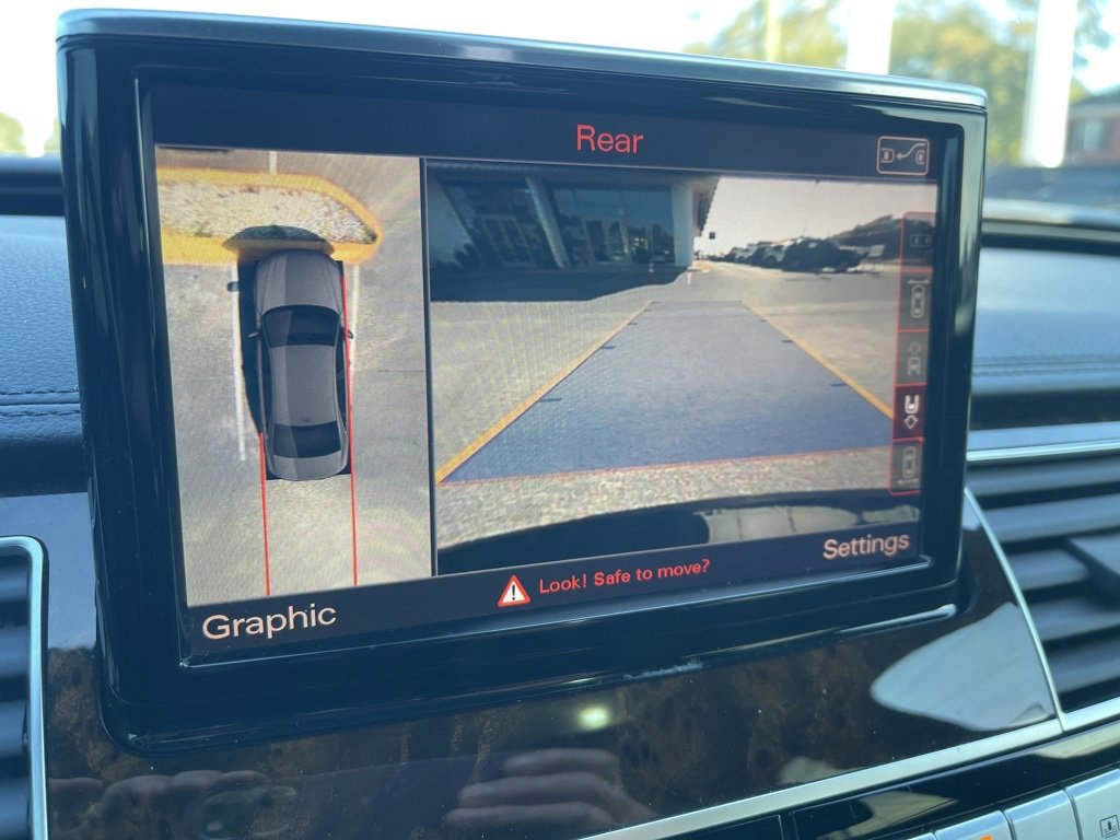 Used 2017 Audi A8 L 3.0T w/ Executive Package image 10