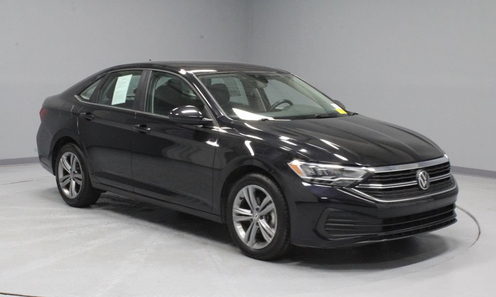 Used 2024 Volkswagen Jetta SE