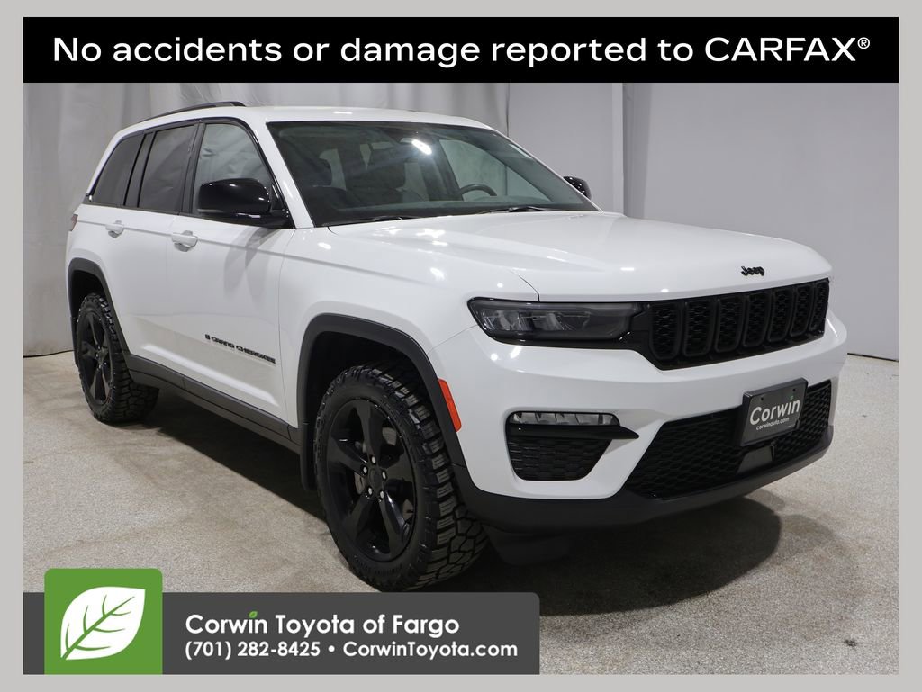 Used 2023 Jeep Grand Cherokee Limited w/ Black Appearance Package AWD/4WD image 1