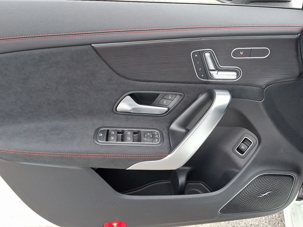 New 2025 Mercedes-Benz CLA 250 4MATIC image 10